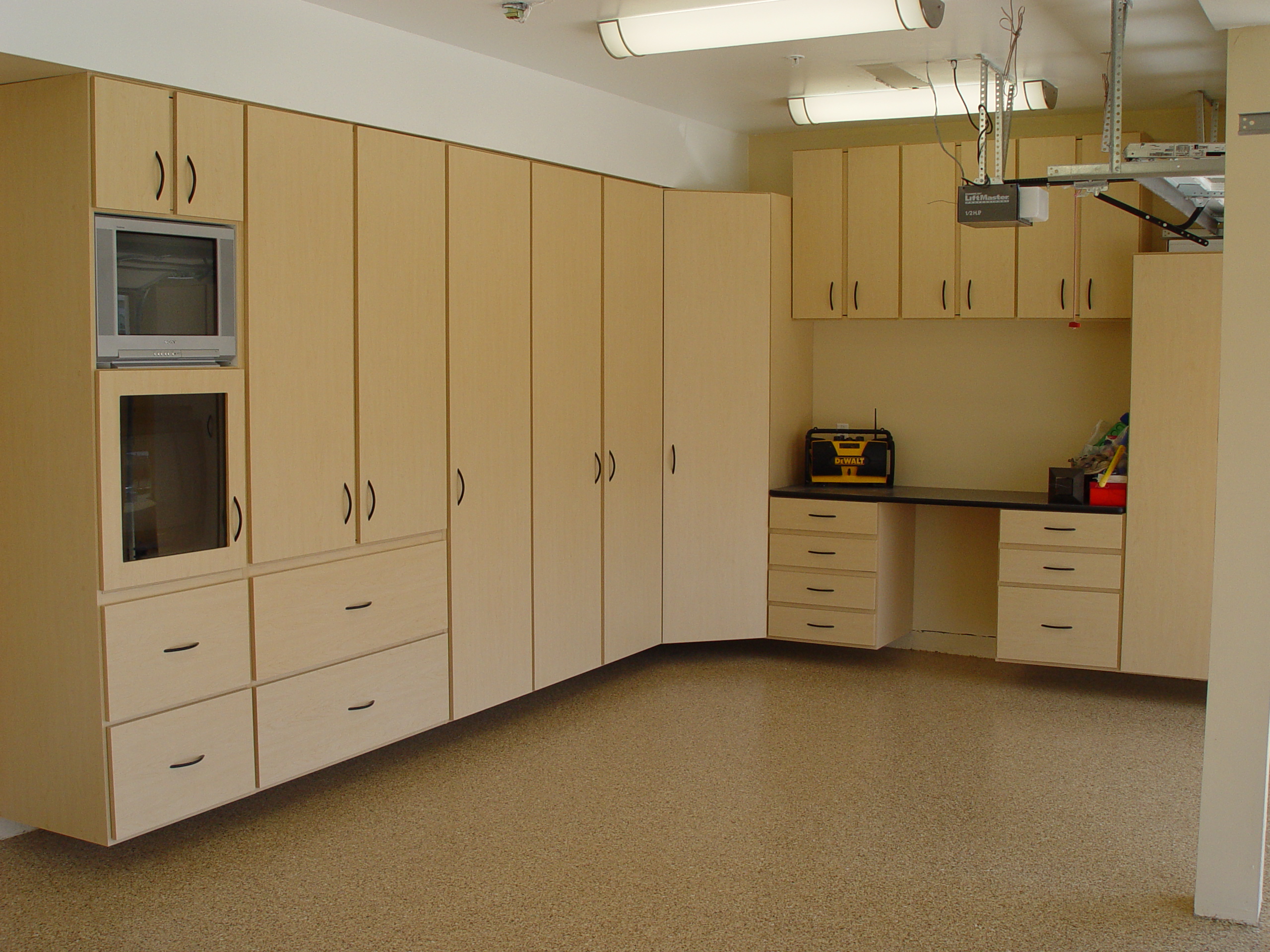 Maple cabinet finish swatch